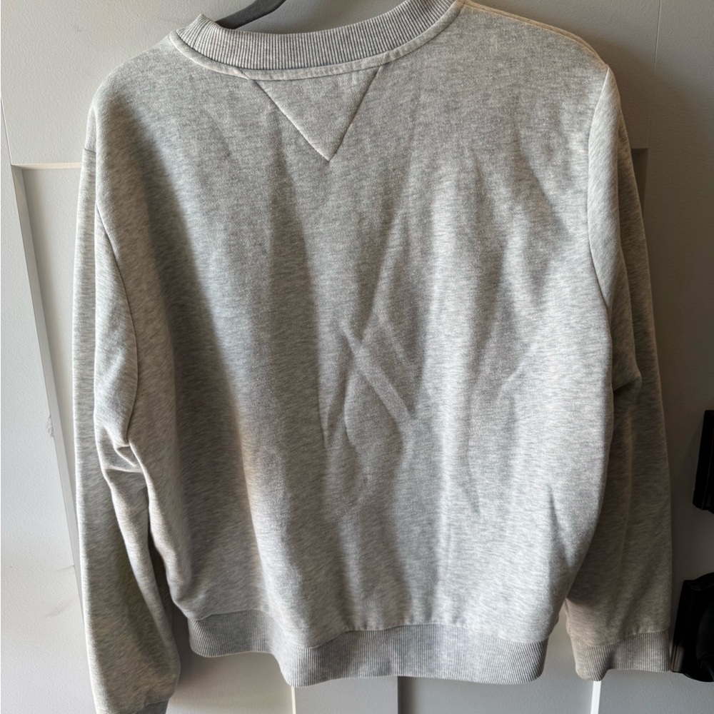Tommy Hilfiger Gray Sweatshirt - Picture 2 of 4